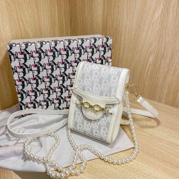 

luxury design texture mobile phone bag new horseshoe button embroidered purses