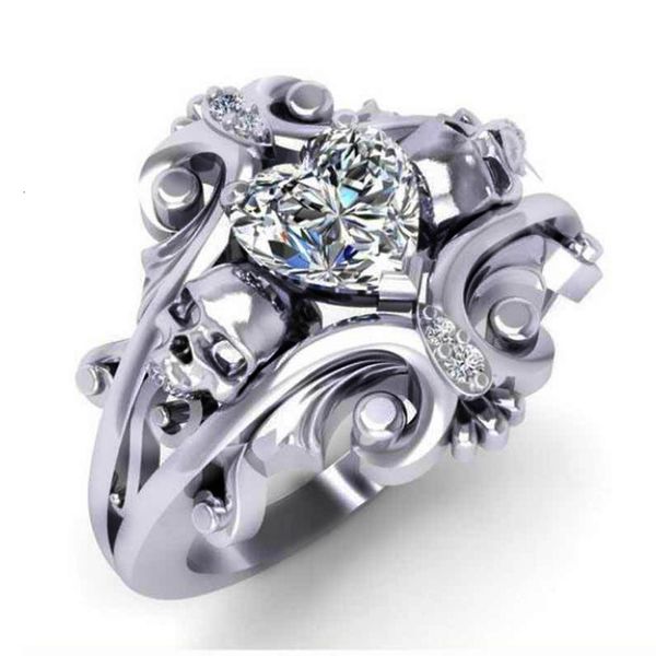 

mens and womens ring cao shi's hand decorated punk skull heart shaped zircon, Golden;silver