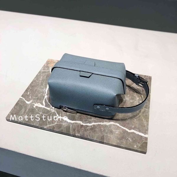

mattstudiovalextra tric trac lunch handbag slung one shoulder
