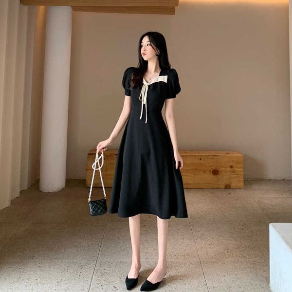 

women's korean drs french court style contrast collar black skirt slim mid length