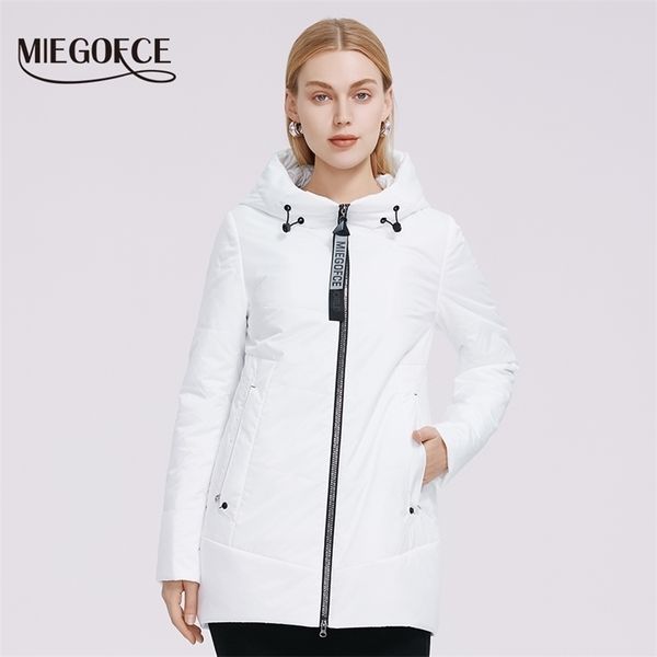 MIEGOFCE Frühling Frauen Mantel Winddicht Quilten Frühling Jacke Ungewöhnliches Design Sport Klassische Kapuze Qualität Füllstoff Frauen Parka 210819