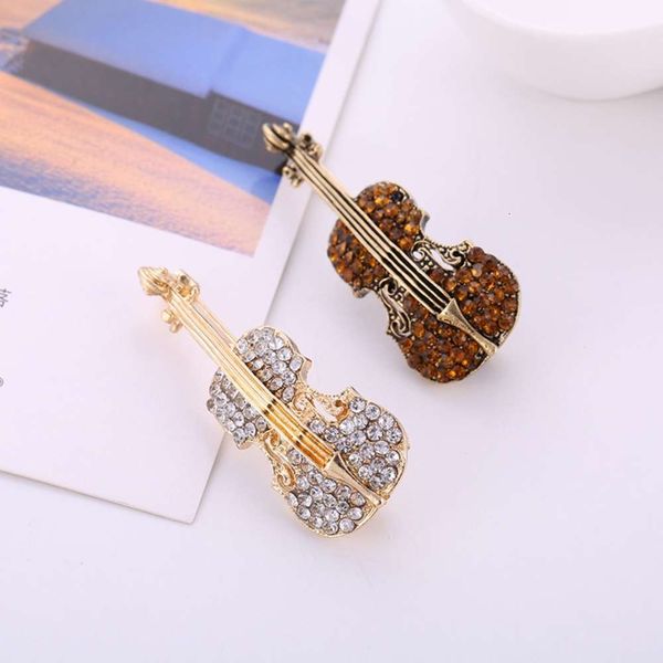 

spring new violin brooch men's british suit shirt collar fashion korean brooch, Gray