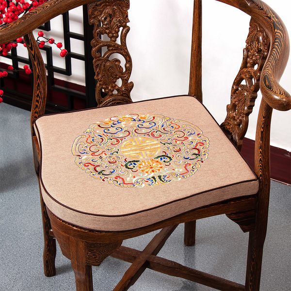 Cuscino per sedia triangolare gioioso con ricamo fine personalizzato Cuscino per sedile Tappetino antiscivolo irregolare in cotone cinese lino etnico concavo