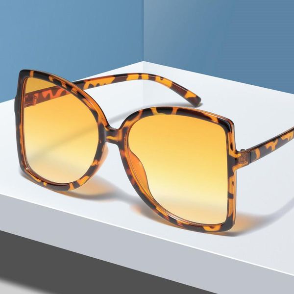 

sunglasses trendy butterfly shape designer for ladies women pc frame oversize sun glasses goggles uv400 eyewear, White;black