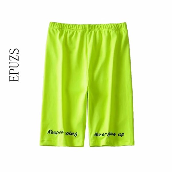Neon Green Biker Shorts Mulheres Sexy Elástico Elástico Cintura Alta Carta Bordado Algodão Verão Curto Femme Steetwear 210521
