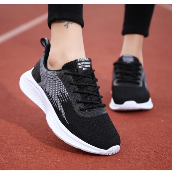 

women's shoes autumn 2021 new breathable soft-soled running shoes casual sports shoe women pd953