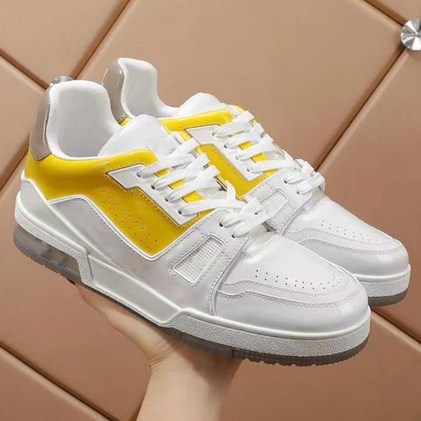 

2022 mens designer shoes for men's leather sneakers, new for the milan catwalk luxury athletic trainers fashion outdoor sneaker, Black