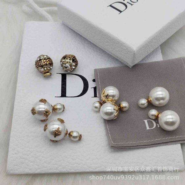 

d's 2021 trendy and popular pearl metal art girls with earrings earrings, Golden