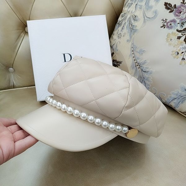 

designer hand sewn pearl leather beret star net red versatile cap girl, Black;white