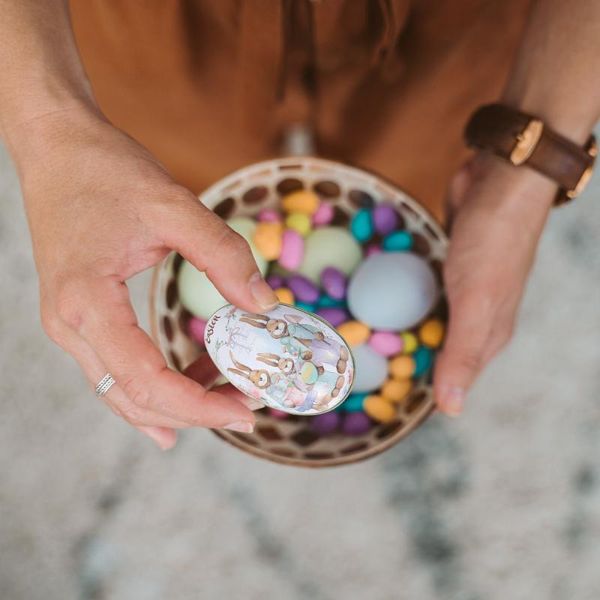 

3pcs easter egg-shaped candy box decorative tinplate gift package wrap