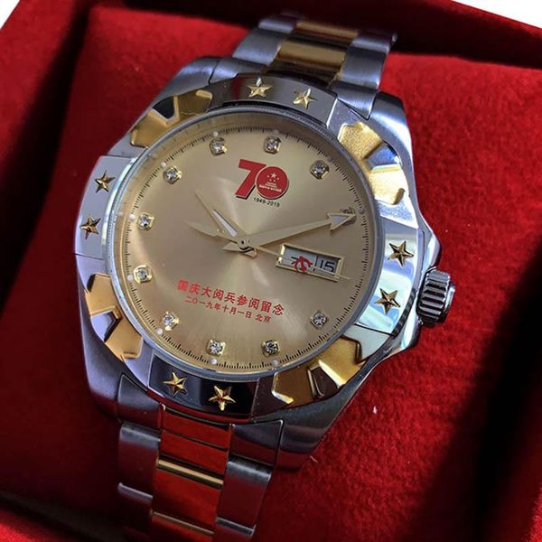 

wristwatches 70th anniversary edition automatic mechanical military watch waterproof calendar luminous stainless steel self-winding men, Slivery;brown