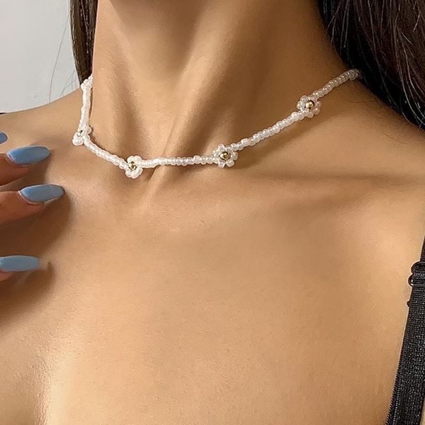 

chokers daisy flowers white beaded necklace women fashion choker necklaces for ladies bohemia jewelry clavicle chain collares, Golden;silver