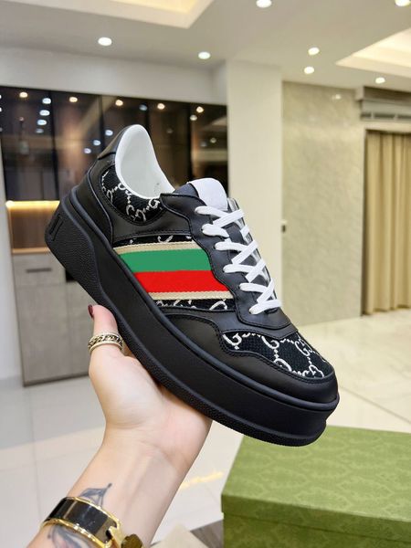 

2021 fashion luxury women and girls sports shoes flat running beach casual splicing strap design black brown purple green card its five-colo