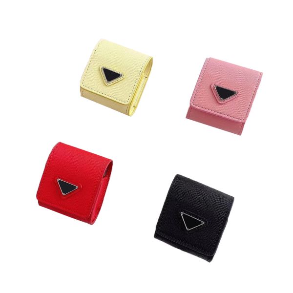 

luxury designer bluetooth airpods headset protection earphone case suitable for 1 / 2 pro3 it is made of leather and fashionable with metal