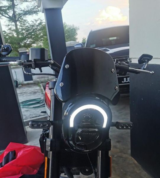 

motorcycle windshield universal windshiled wind deflector windscreen for benelli cub 500/250 scooter retro black screen with brackets