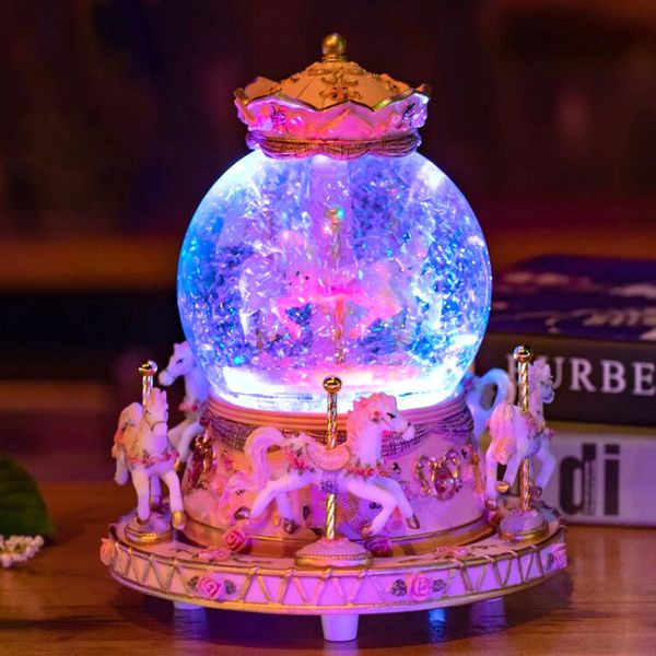 Carousel Kristal Ball Müzik Kutusu Ev Dekor Çocuk Günü Kadın Doğum Günü Hediyesi