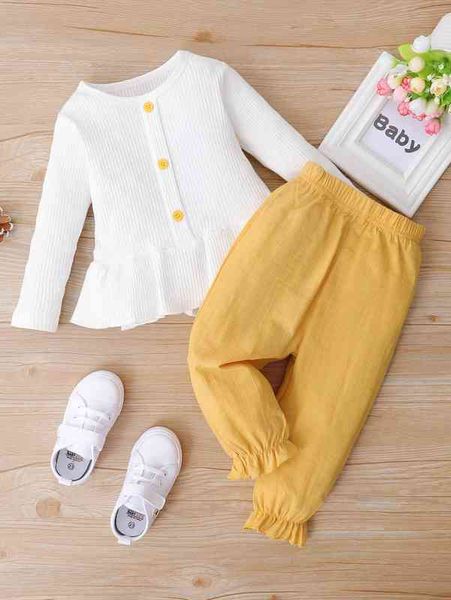 

baby ruffle hem in flounce hem pants she, White