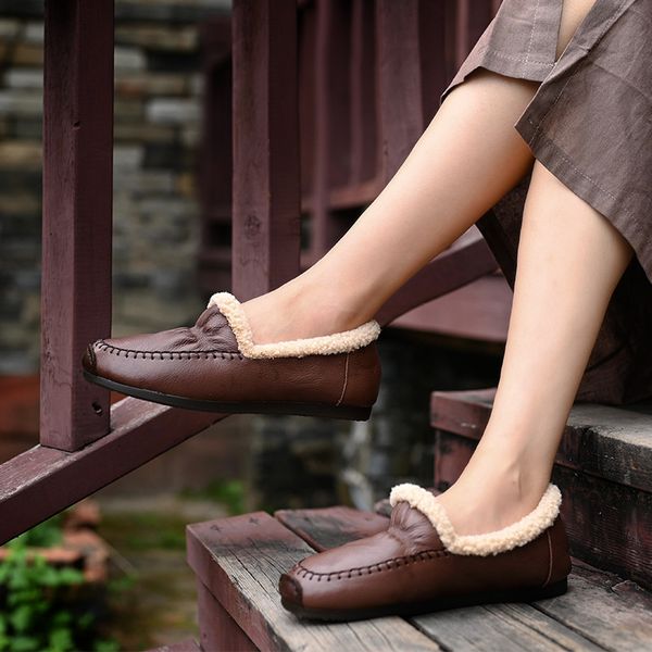 

genuine leather furry shoes women winter warm loafers 2021 new lamb fur winter flats shoes slip on loafers for winter for women, Black