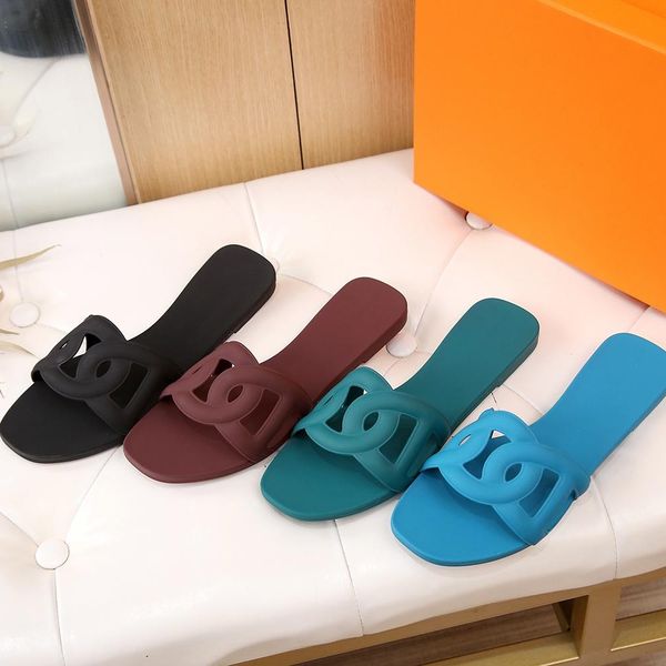 

fashionable women's slippers, pig nose sandals, jelly shoes, straight line slippers, Black