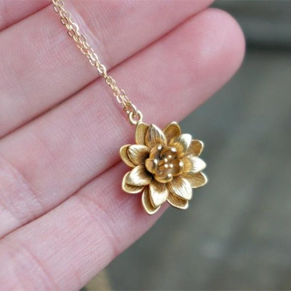 

elegant gold color lotus flower pendant necklace design for women 2021 birthday jewelry party gift bague femme necklaces, Silver