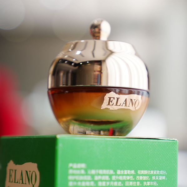 

wrinkle smoothing anti-wrinkle eye cream repair the bottom layer of skin nourishing and conditioning enhance elasticity around eye improve w