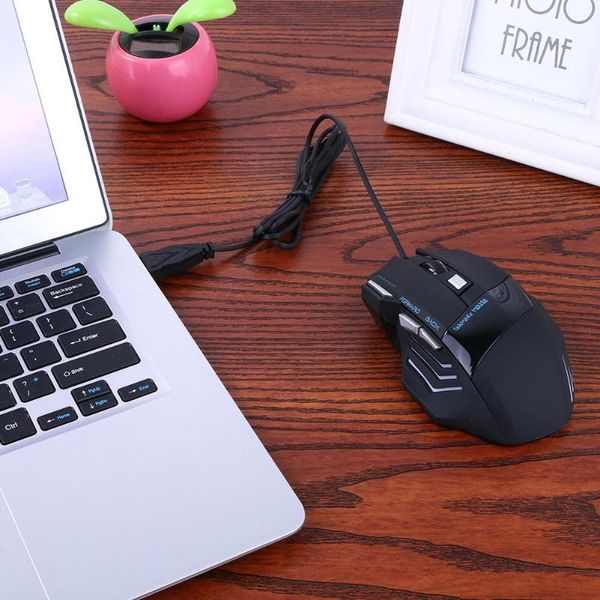 

ergonomic design 2400dpi cable professional game mouse, usb interface, 7-key programmable colorful lights,for lapand pc mice
