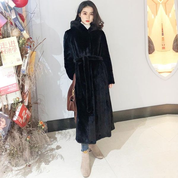 

women's fur & faux the 2021 wta imported mink coat female whole hooded long belt, Black