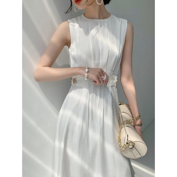 

2021 new women's round neck white satin , french, simple, fashionable, sleeveless, high waist, exquisite, a series, in summer w05u, Black;gray