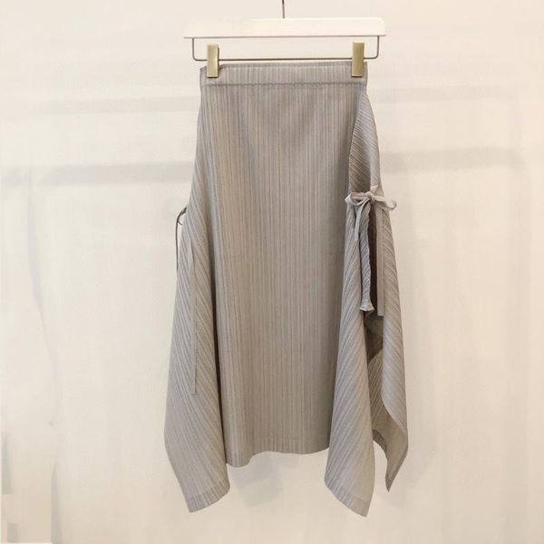 

skirts 2021 women fashion solid color bow pleated irregular skirt 0414, Black