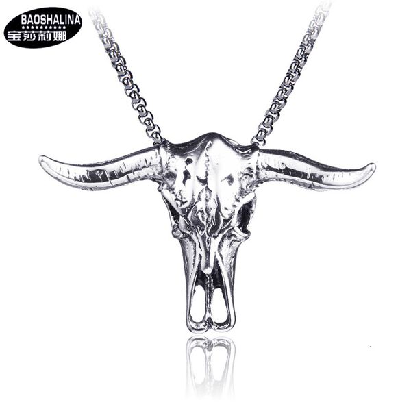 

hip hop street fashion men's cow bone necklace stainless steel head pendant, Silver