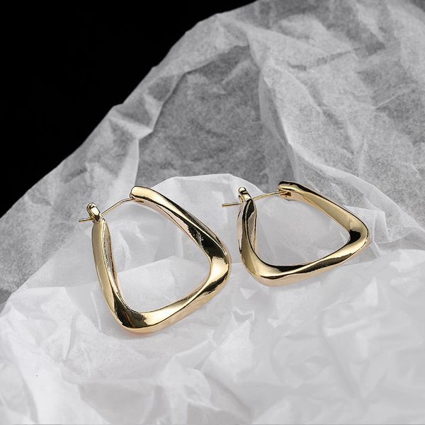 

minimalist 14k gold plated simple smooth triangle indifference earrings, Golden
