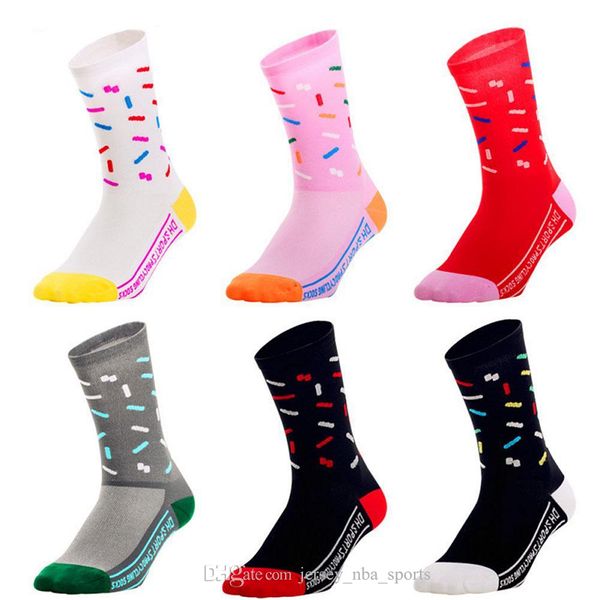 

21 cycling socks outdoor running skateboard breathable stockings bicycle riding sweat absorption sports socks meias, Black