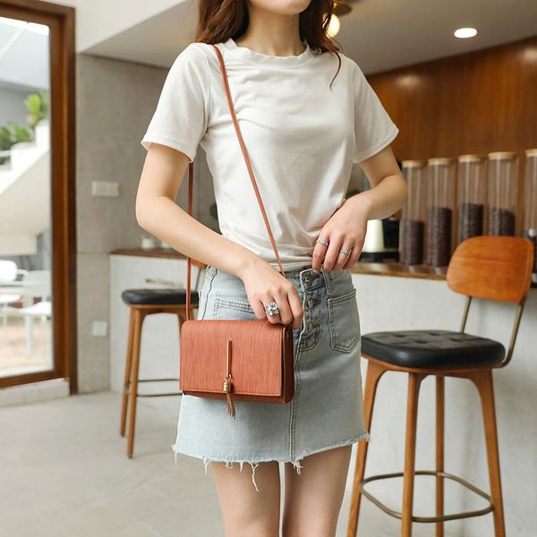 

shoulder bags 2021 fashion women ladies crossbody handbags solid simple small pu leather tassel decor casual cellphone purse