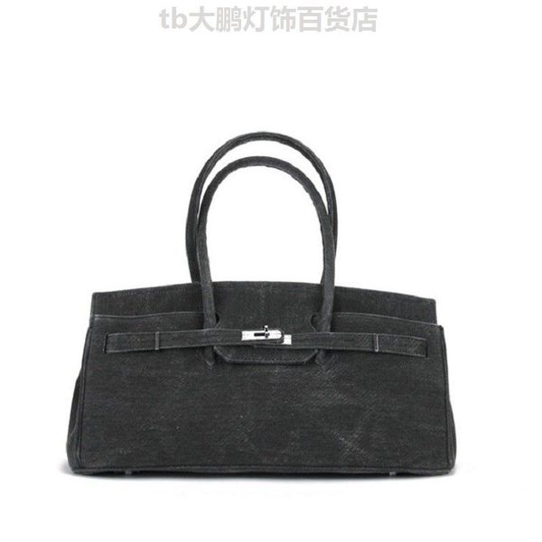 

zhang yuqi's one shoulder large capacity kelly bag