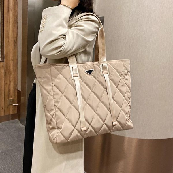 

duffel bags brand designer women's tote 2021 autumn winter lady shoulder bag nylon handbags large capacity shopper