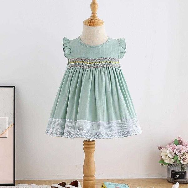 Smocking-Kleider für Baby-Mädchen-Kleinkind-handgemachte gesmokte Frock-Säuglingsgrün-Stickerei-Kleid-Kind-Boutique-spanische Kleidung 210615