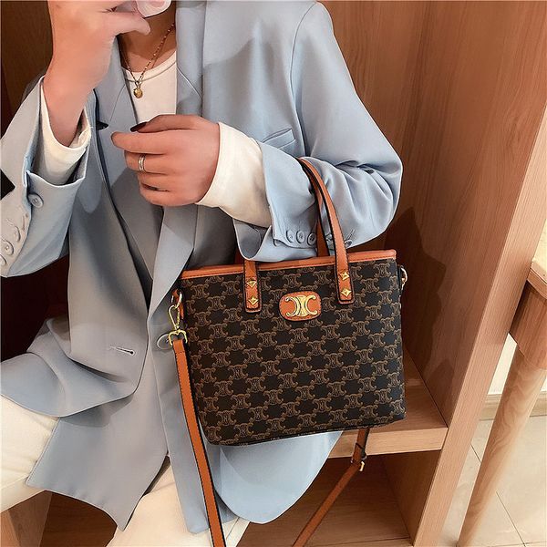 

luxury handbags new bucket printing slant cross bag