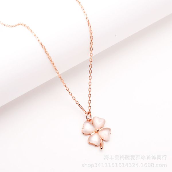 

lucky white fritillaria clover necklace simple design temperament, Black
