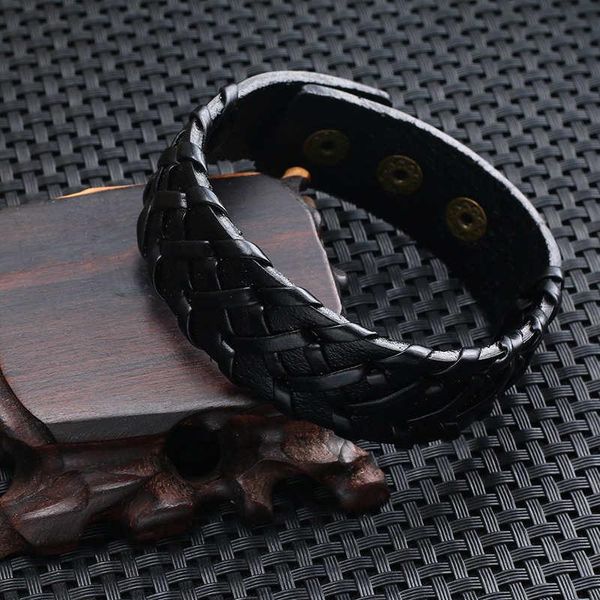 

charm bracelets leather bracelet gifts for men kpop friends para muje black friday regalos hombre luxury bijoux femme jewellery cadeau meska, Golden;silver