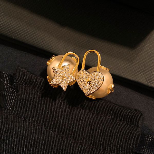 

charms korean version 925 silver needle micro inlaid zircon asymmetric star love pearl earrings fashion simple earrings women, Golden