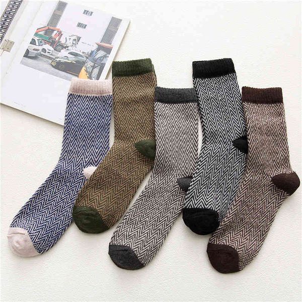 

socks autumn and winter warm men's wool medium tube corrugated national style, Black;white