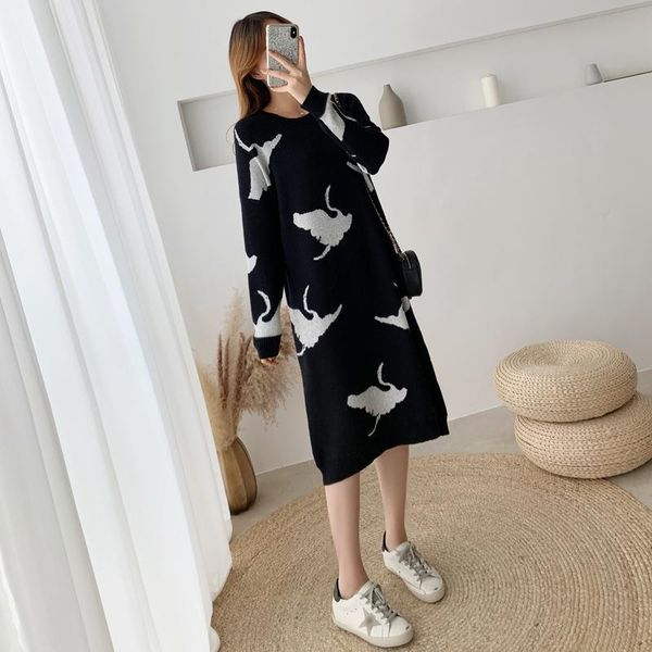 

make firm offers in the fall and winter of han edition loose big yards long hair dress languid is lazy wind knit casual dresses, Black;gray