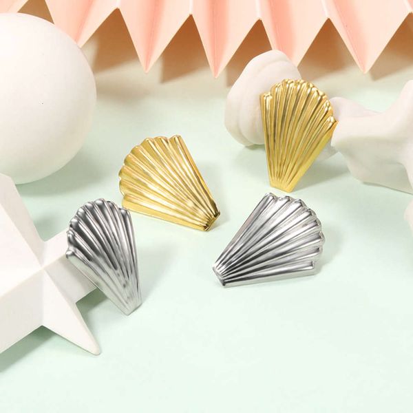 

simple shell earrings female small fresh earrings marine biological