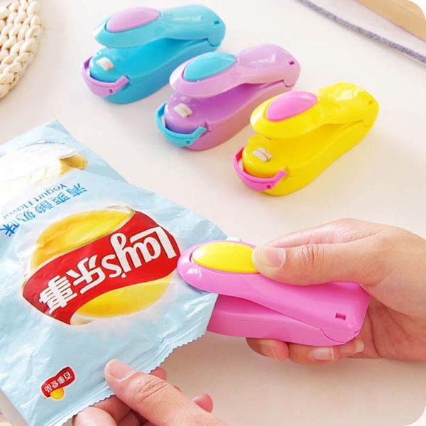 

bag clips handheld mini electric heat sealing machine portable impulse seal packing plastic clip kitchen tool