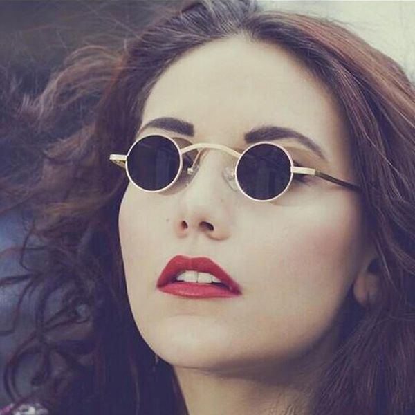 

the retro style of china small round sunglasses for men and women personalized fashionable sunglasse in summer, White;black
