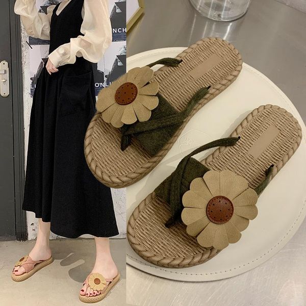 

summer clip toe flower sandals women's flat bottom comfortable and breathable beach slippers, Black
