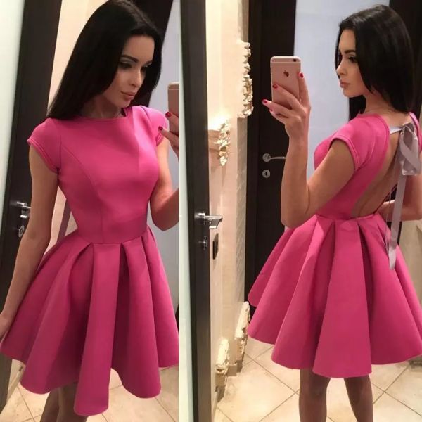 Hot Pink Prom Vestidos Jewel Neck Uma Linha Cetim Acima Do Joelho Sexy Backless Mangas Curtas Custom Made Evening Party Vestidos Vestidos Formal Tail Wear 401 401