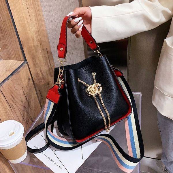 

bucket bag contrast 2021 women's large capacity fashion net red messenger trend single shoulder s