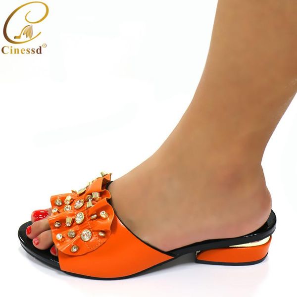 

dress shoes ladies pumps women fashion party wedding decorated with rhinestone designer luxury 2021, Black