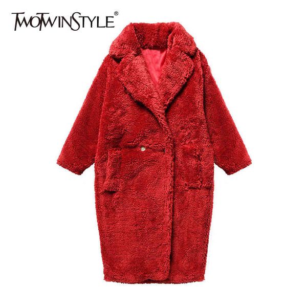 TWOTWINSTYLE Cappotto in pelliccia sintetica casual per donna Cappotto a maniche lunghe con risvolto in lana d'agnello rosso solido Abbigliamento moda femminile Inverno 210517